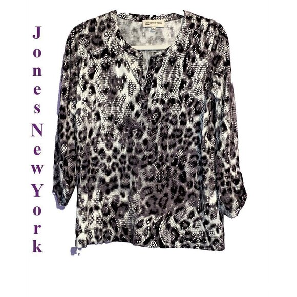 Daily 3 for $25 NWOT Jones New York Long Sleeve Leopard Tee - Picture 1 of 7